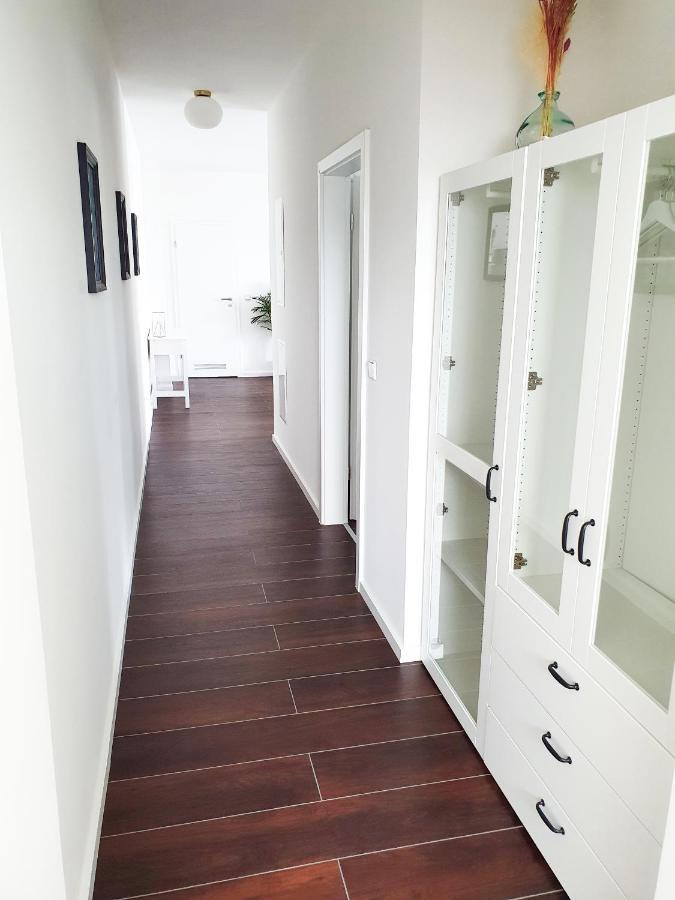 Pb Ferienwohnungen - Fewo 7 - Stilvoll Eingerichtetes Apartment Im Herzen Senftenbergs Bagian luar foto